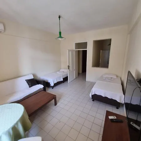 Orange Grove Apart *