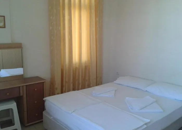 Orange Grove Apart *